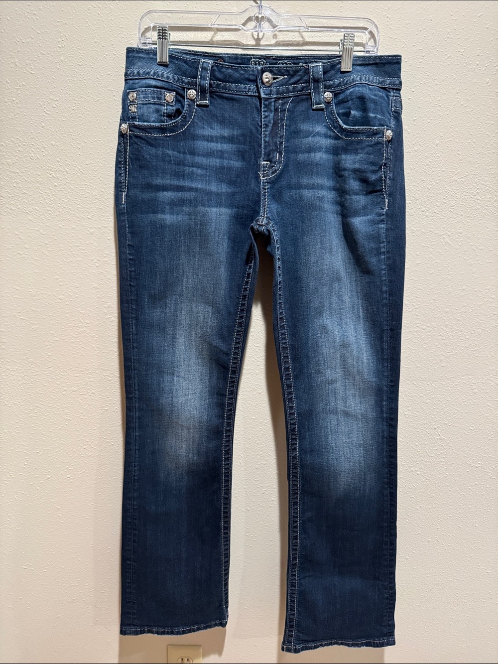 Miss Me Women’s Medium Mid-Rise Easy Boot Medium Blue Jeans